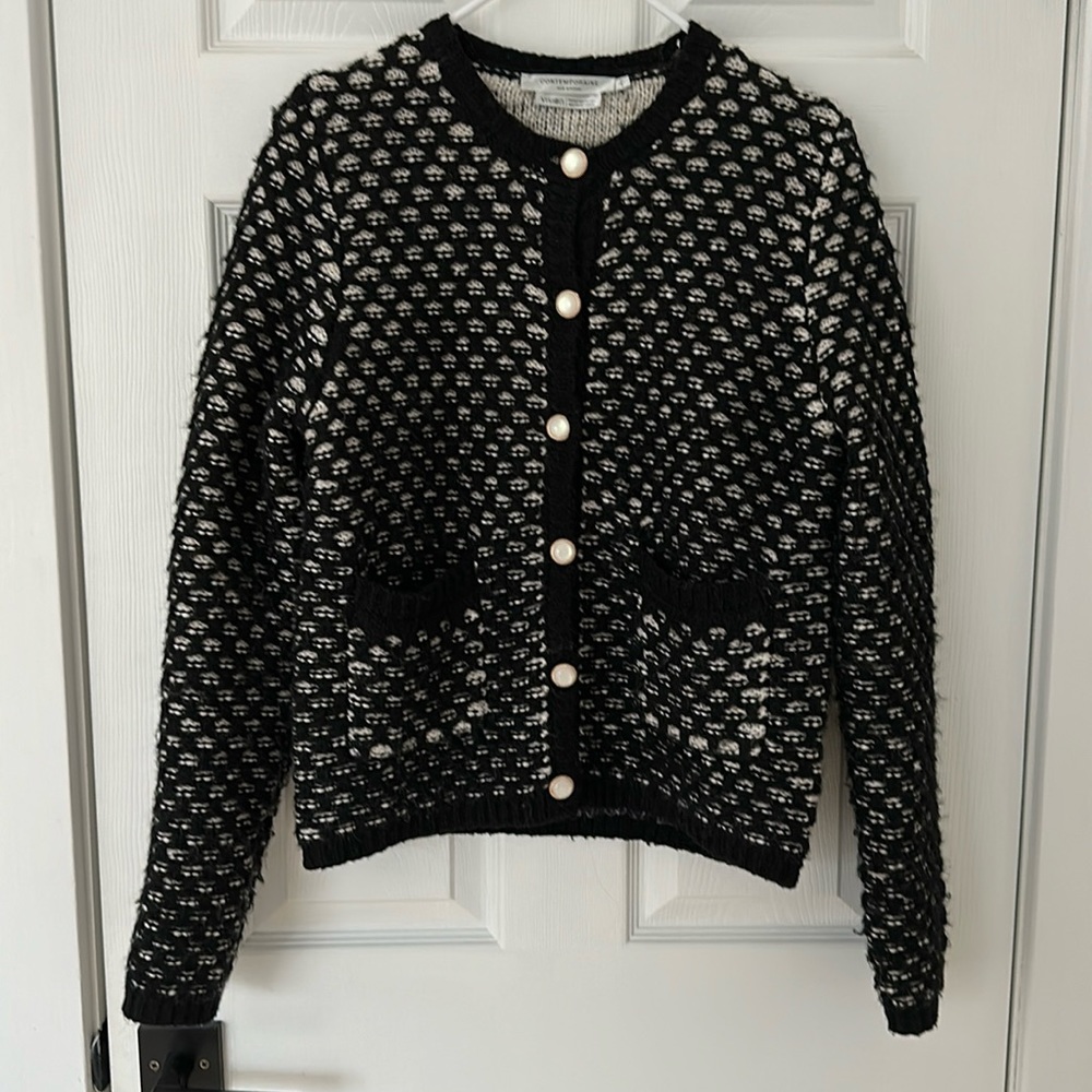 Simons Contemporaine - Jewel-Button Textured Cardigan - Small